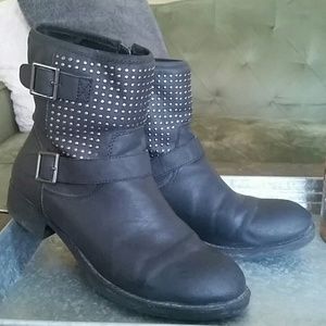Easy Spirit boots size 8.5